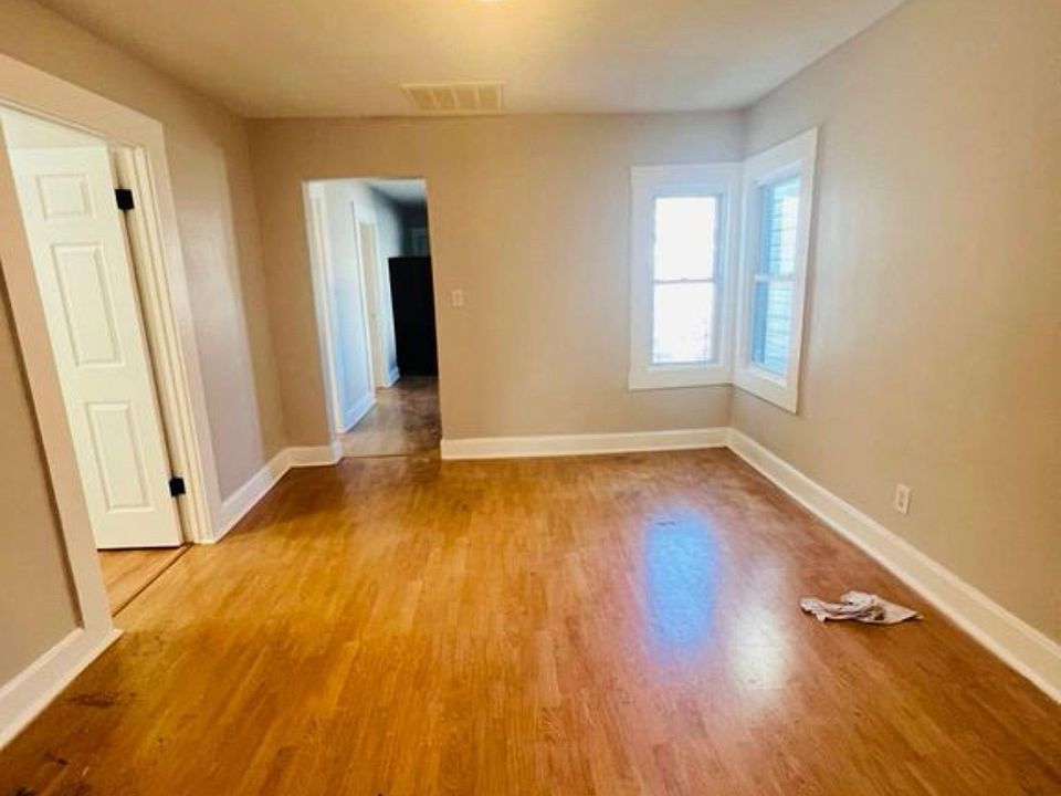 2nd image of 65 N 1st St Floor 2