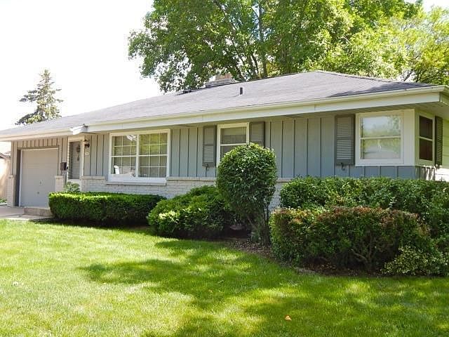 1st image of 6082 Oakwood Ln