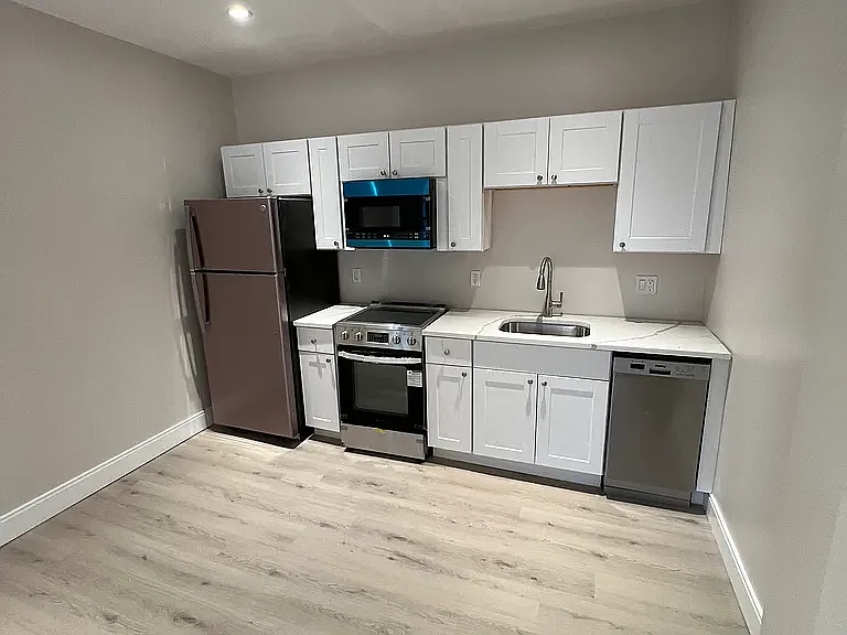 56 Sachem St #5 — Photo 5