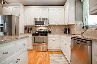 12770 Mackey St — Photo 5
