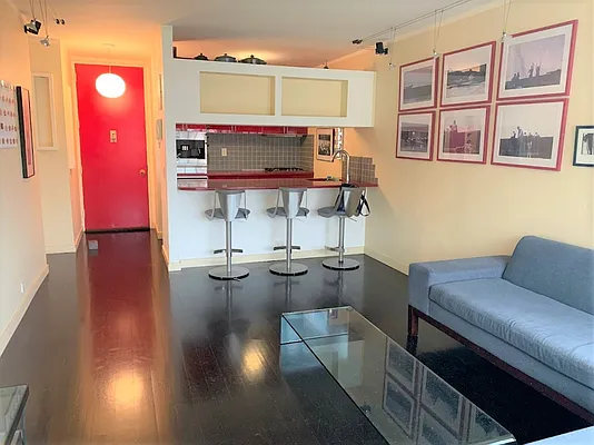 Rented by Douglas Elliman | media 31