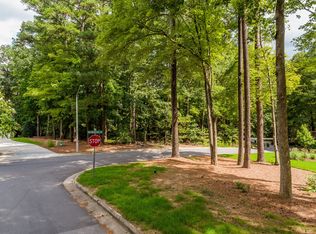 301 Rutherglen Dr, Cary, NC 27511