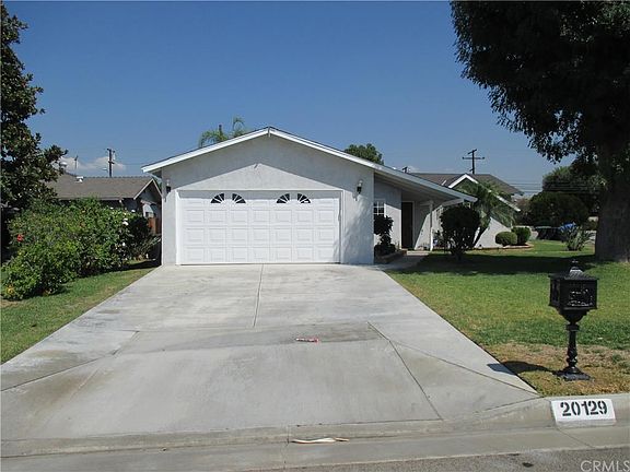 3rd image of 20129 E Venton St