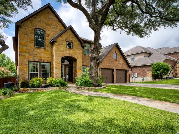 8810 WOODLAND BND, San Antonio, TX 78255