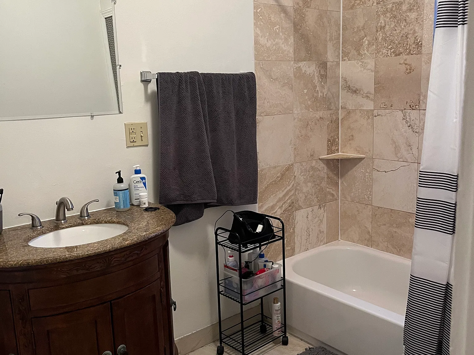 2 bed, 1.0 bath, $2,840 — Photo 4