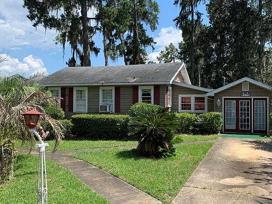 1st image of 136 SW Happiness Ln
