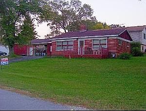 1st image of 317 N Oak Ave