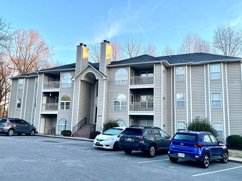 1st image of 6704 W Friendly Ave Unit 4J