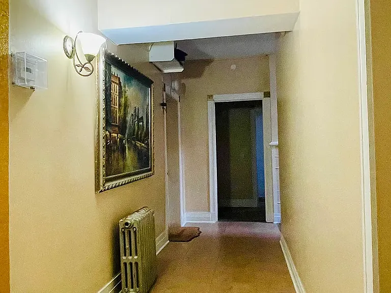 1228 Oak Ave #3 — Photo 2