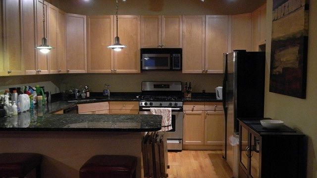 2nd image of 2136 W Monroe St APT 102