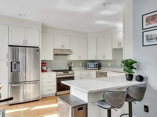 25-27 Albion St #2, Malden, MA 02148