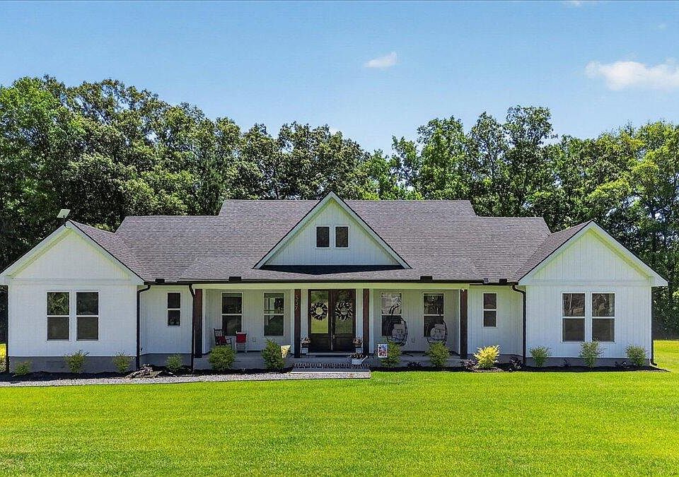 1st image of 357 Cummings Chapel Rd