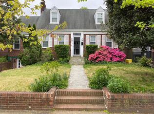 1008 18th St S, Arlington, VA 22202