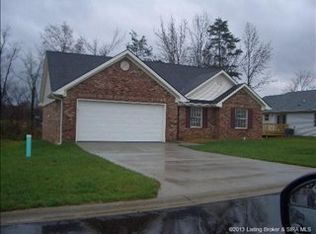 2202 Honeysuckle Way, Sellersburg, IN 47172