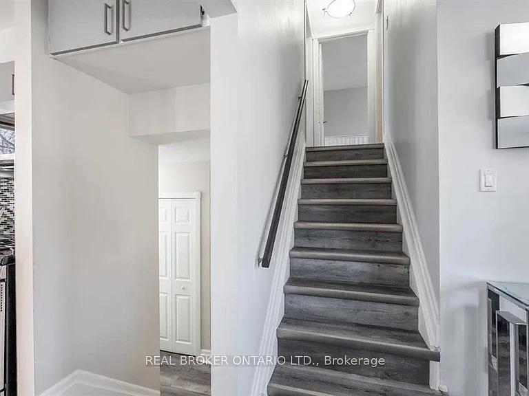 2 Core Cres — Photo 14
