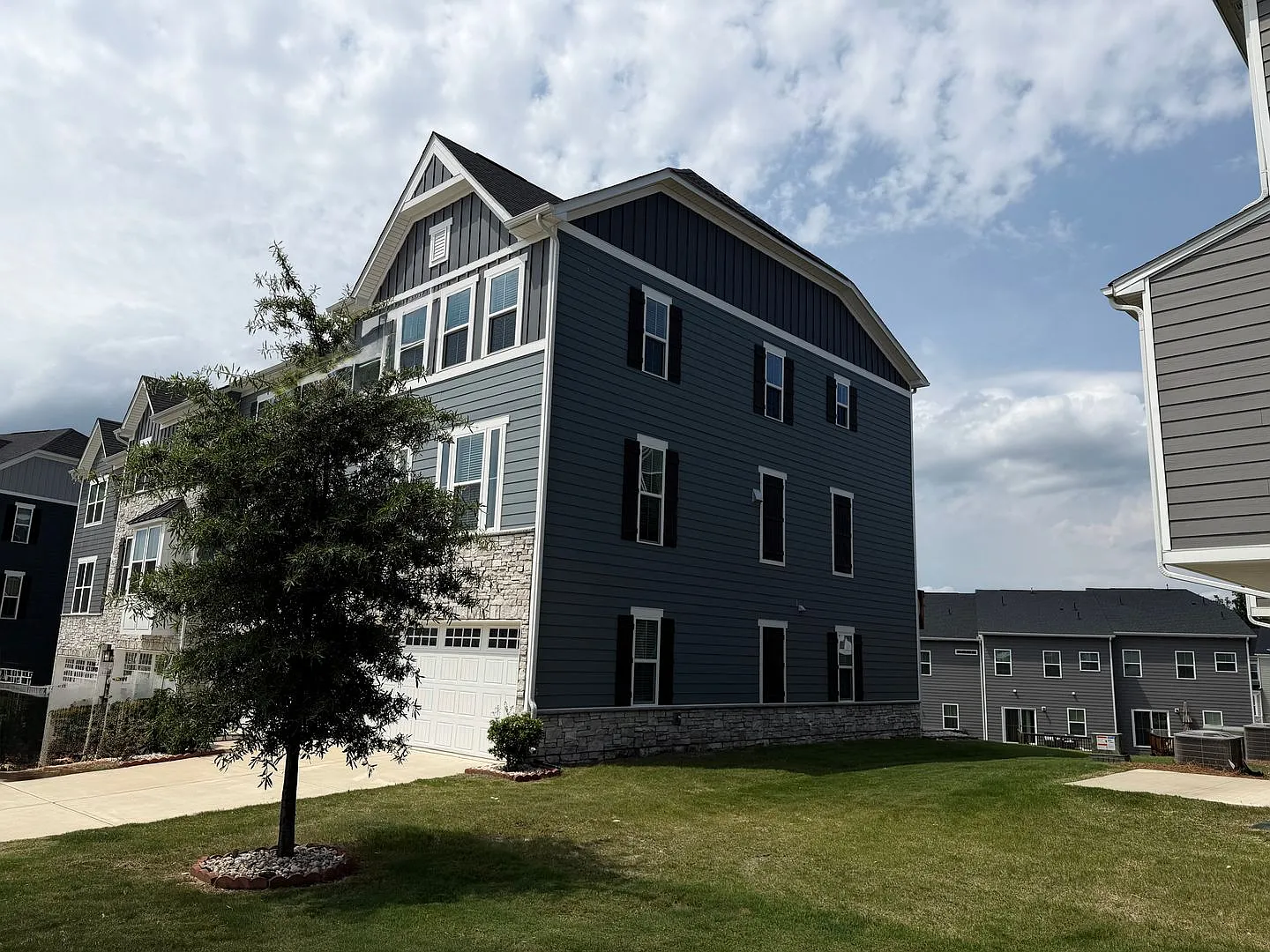 Exclusively Offered By Muse Realty Rentals, LLC — Photo 3