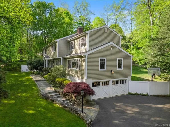 5 Blue Spruce Circle, Weston, CT 06883