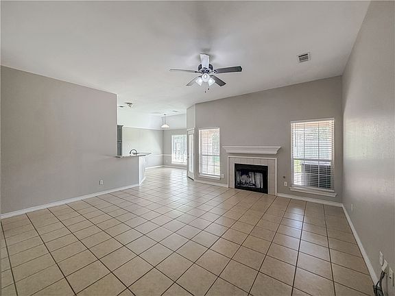 2nd image of 3734 Chantal Cir