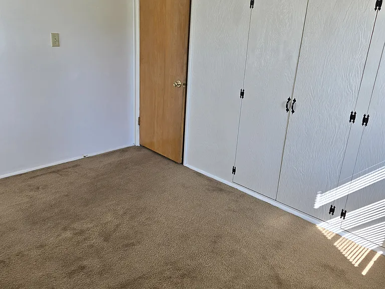 848 Hunt Ave — Photo 10