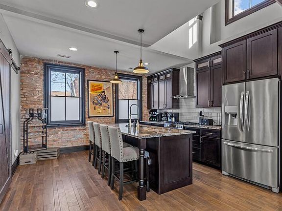 2nd image of 3003 Missouri Ave