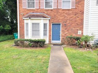 1001 Oaks Pkwy SE, Smyrna, GA 30082