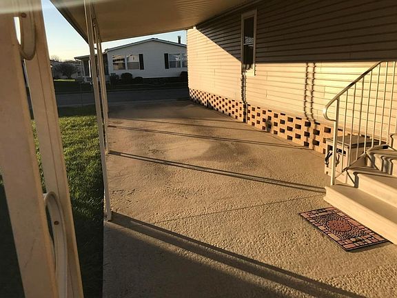 5th image of 4454 Nevada Dr E