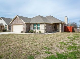 1403 W 7th St, Irving, TX 75060