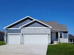 2809 E 50th Ct, Des Moines, IA 50317