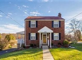 8490 Winchester Dr, Pittsburgh, PA