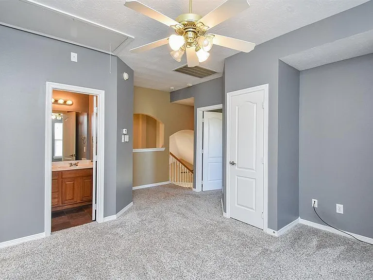 2811 Little Spring Cir — Photo 15