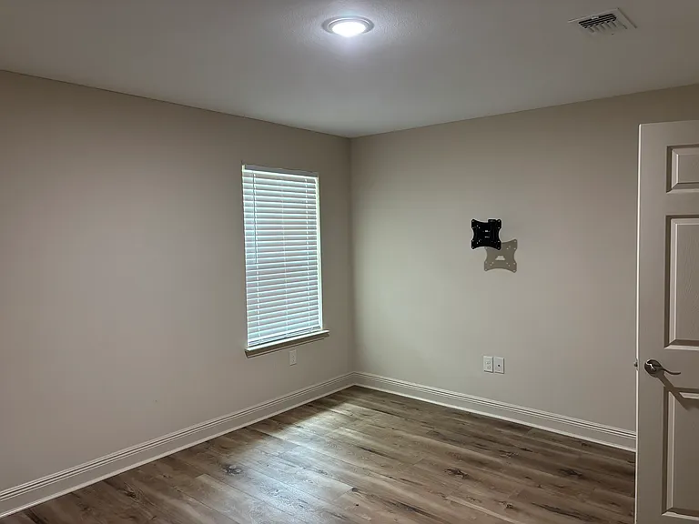 321 Nelson Rd #321 — Photo 5