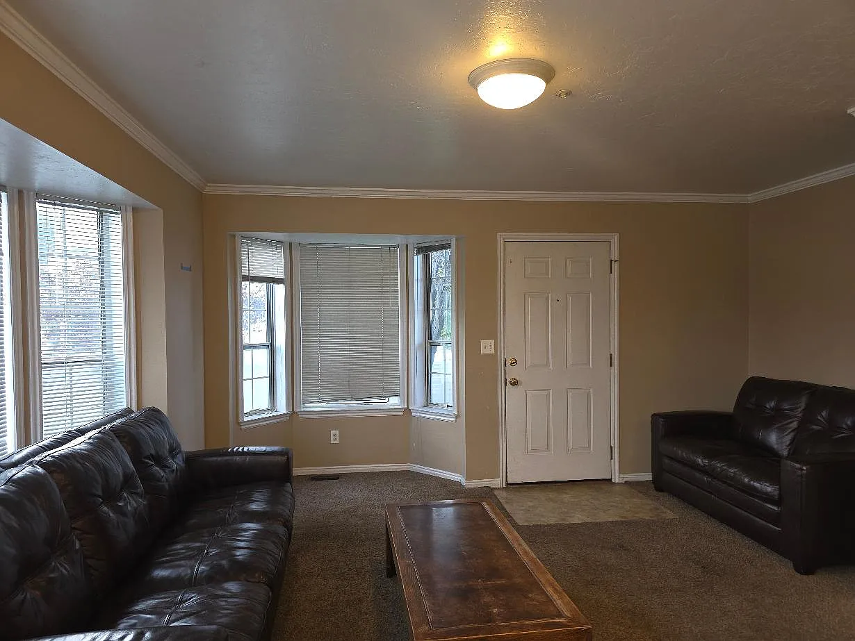 2 bed, 1000 sqft, $475 — Photo 2