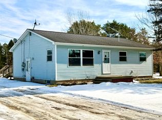 5976 Falkenbury Rd, North Branch, MI 48461