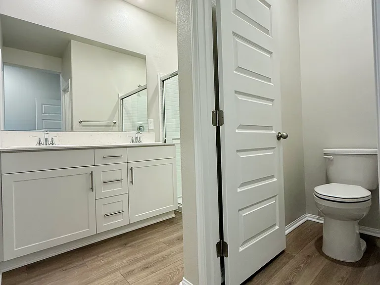 4889 Merida Way — Photo 40
