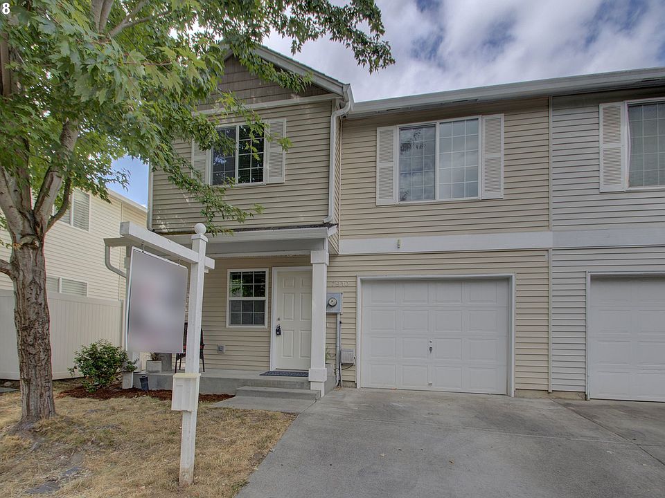 1st image of 7910 NE 61st Cir
