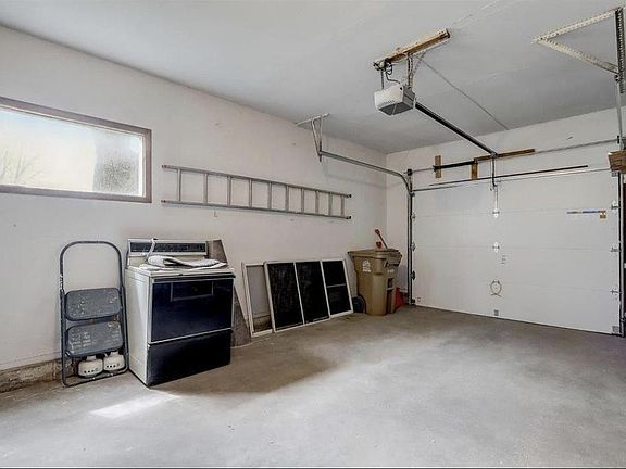4th image of 3705 Portage Rd