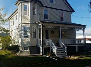 37 5th St, East Providence, RI 02914