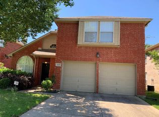 2121 Pritchard Dr, Grapevine, TX 76051