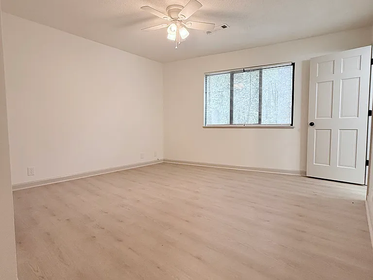 1930 Waldens Edge Way #1930 — Photo 21