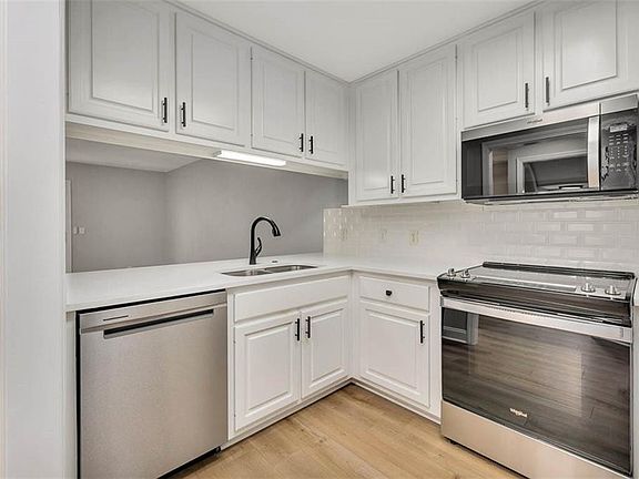 3rd image of 200 Salt Air Dr Unit 152