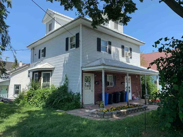 230 1/2 E Orvis St, Massena, NY 13662