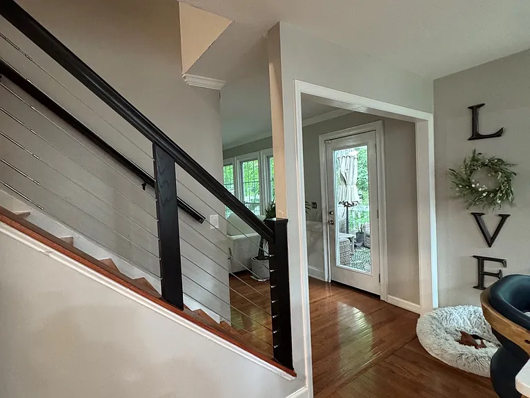 1240 Wynford Clny — Photo 9