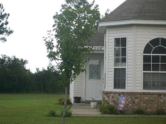2nd image of 13926 Maddie Cir