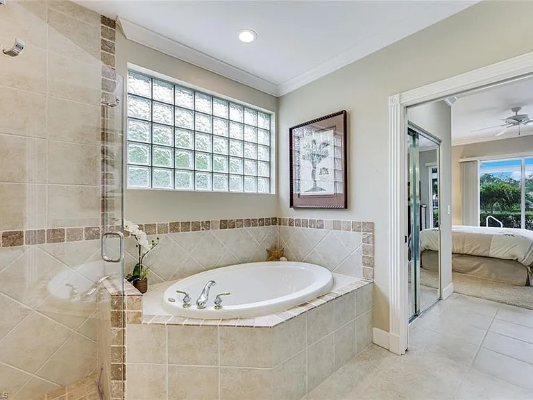 14734 Glen Eden Dr — Photo 17