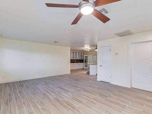 5th image of 6401 E Kings Ave