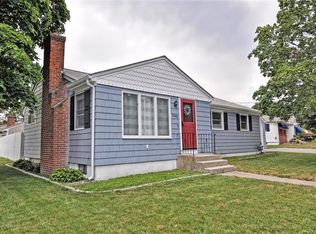 2593 Cranston St, Cranston, RI 02920