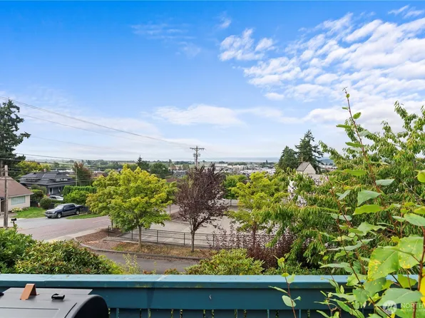 8200 Hennings Drive, Stanwood, WA 98292
