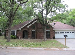 1509 Shady Ln, Decatur, TX 76234