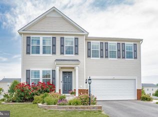 47 Charter Gate Dr, Fredericksburg, VA 22406