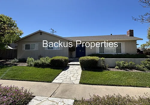 211 Chaucer Dr Photo 1